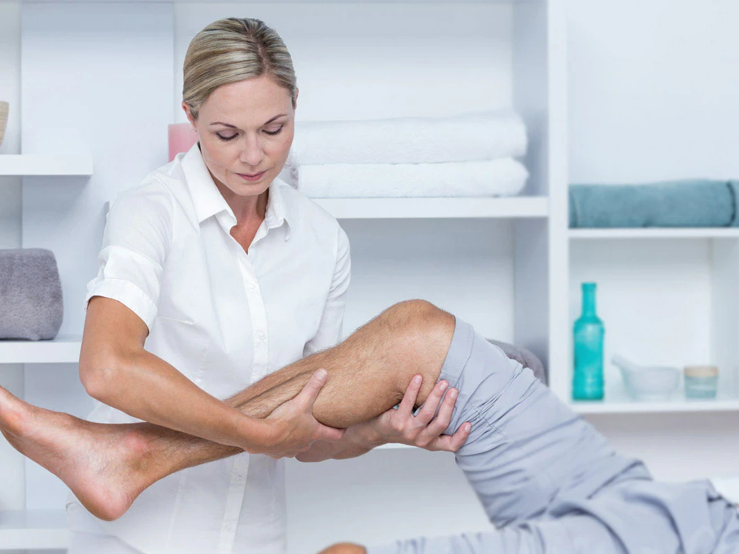 Leichte Entstauungsgriffe bei Schwellungen – Massage Zentrum Niederhasli